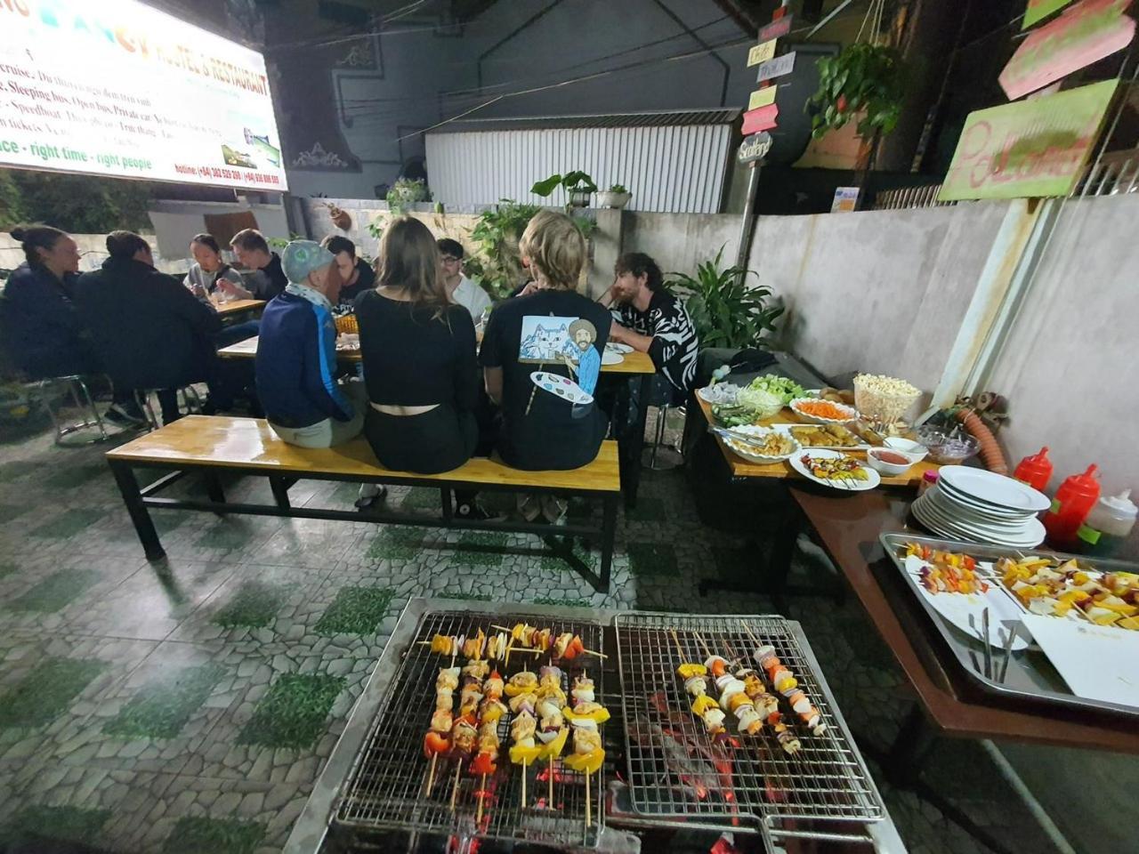 Ha Long Fancy Hostel With Vegetarian And Vegan Restaurant Eksteriør bilde