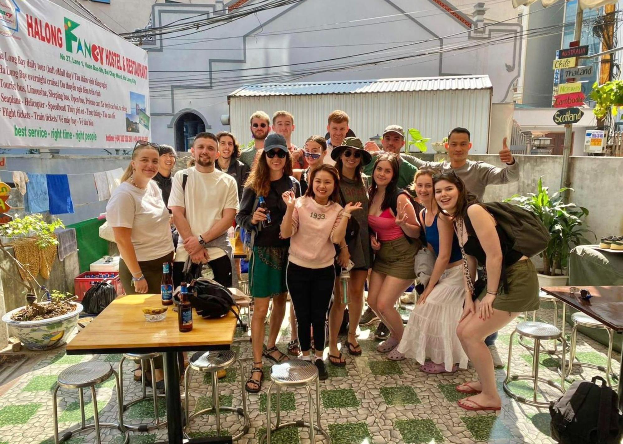 Ha Long Fancy Hostel With Vegetarian And Vegan Restaurant Eksteriør bilde
