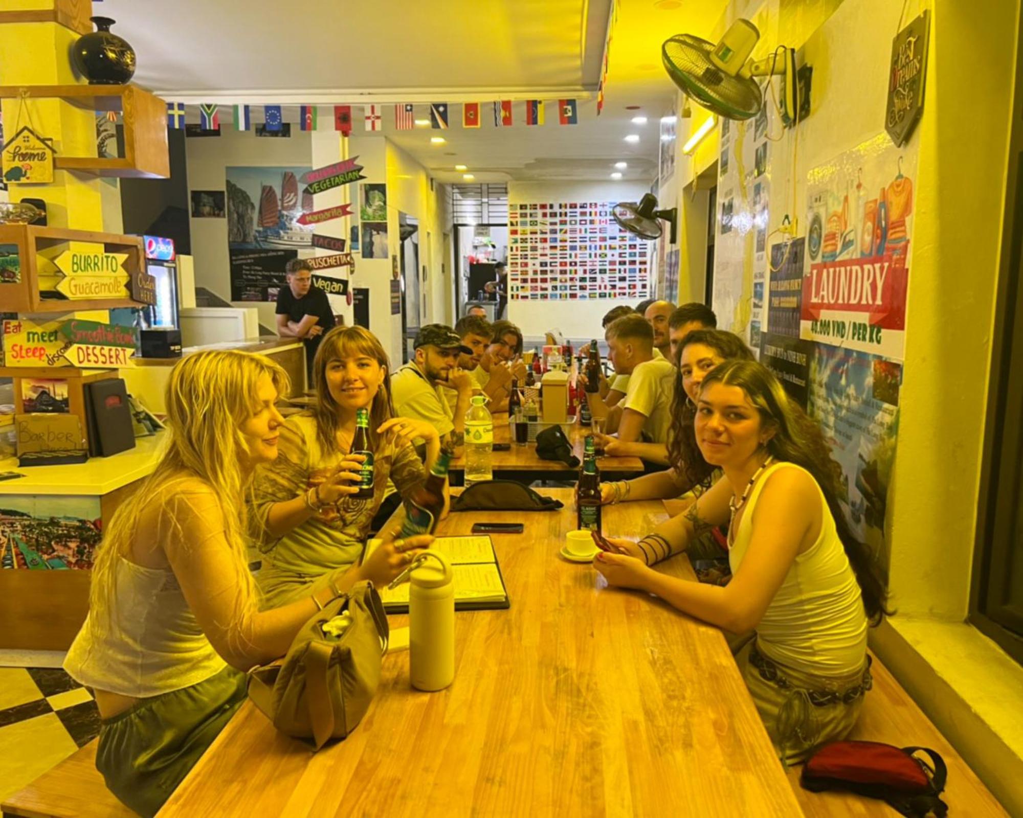 Ha Long Fancy Hostel With Vegetarian And Vegan Restaurant Eksteriør bilde