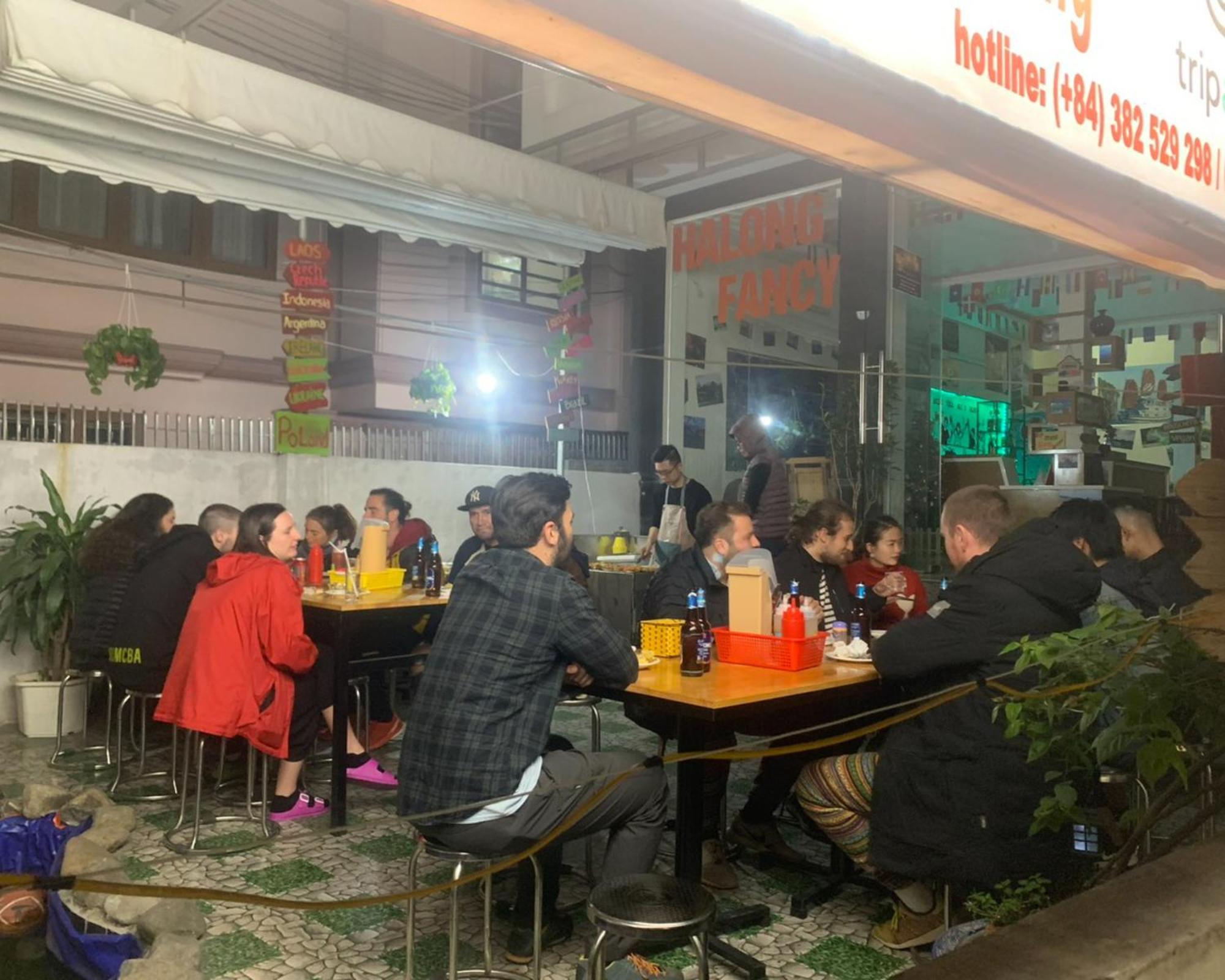 Ha Long Fancy Hostel With Vegetarian And Vegan Restaurant Eksteriør bilde